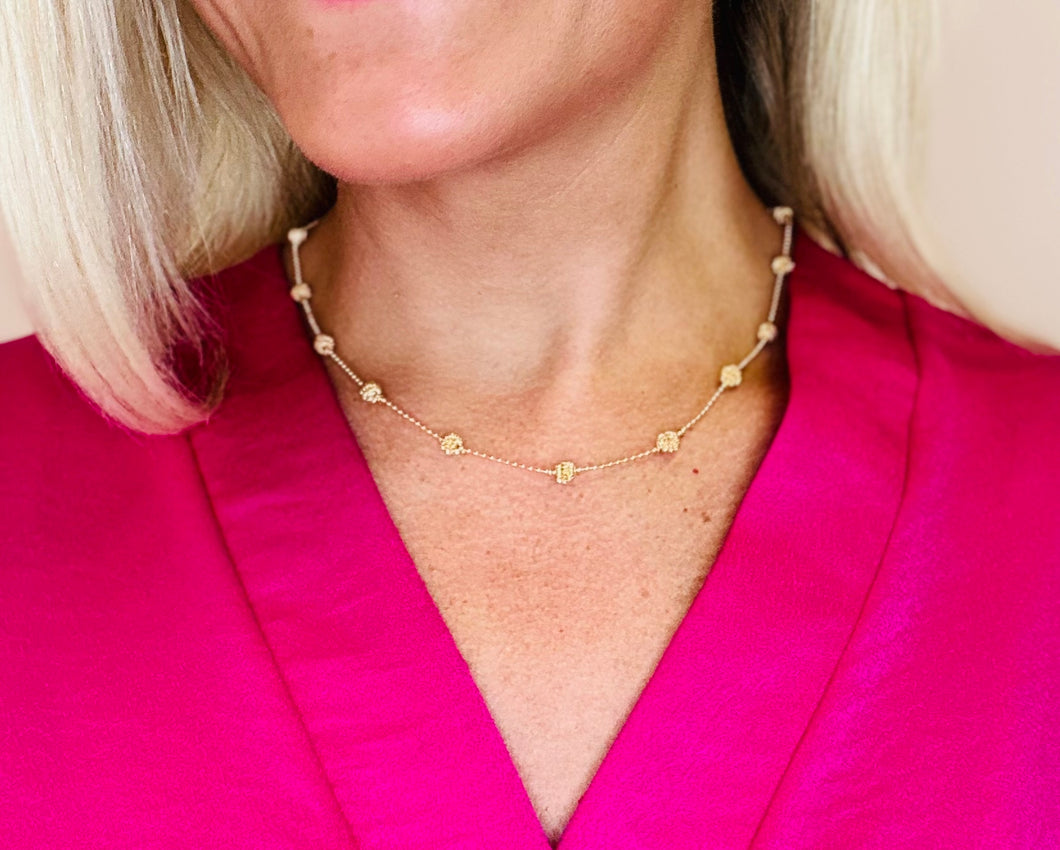 Thin Gold Knotted Necklace (Top)