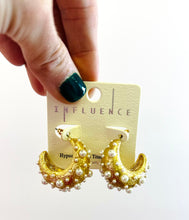 Tiny Pearls & Gold Hoop Earrings