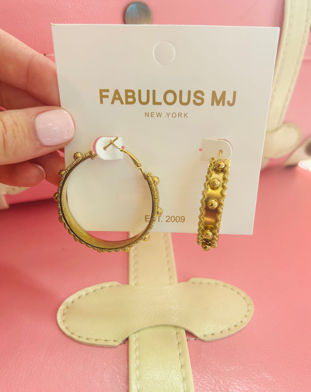 The Everyday Detailed Hoops